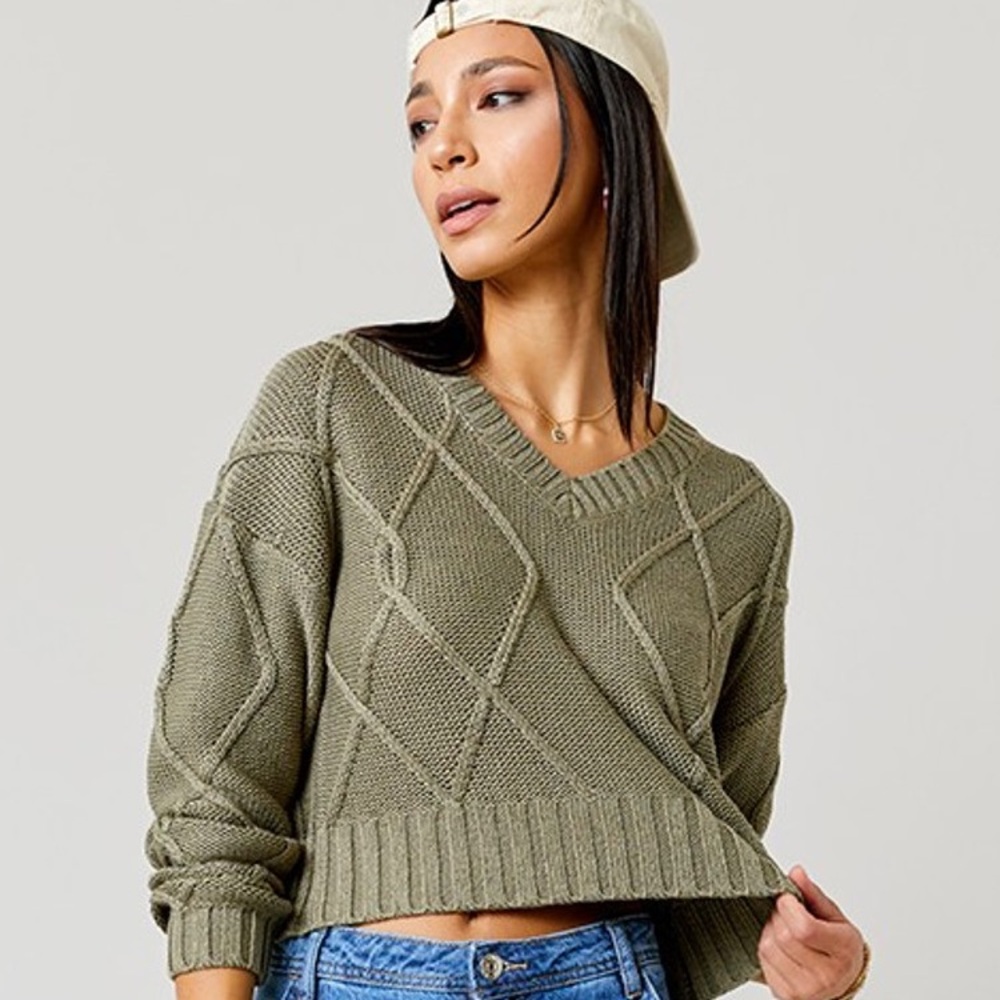 francesca’s Maeve Cable Knit V-Neck Pullover Sweater